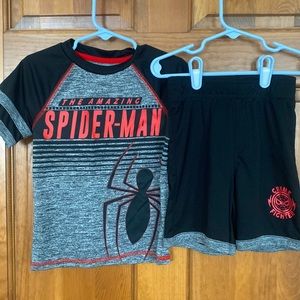 Marvel Spiderman size 4 short & shirt set